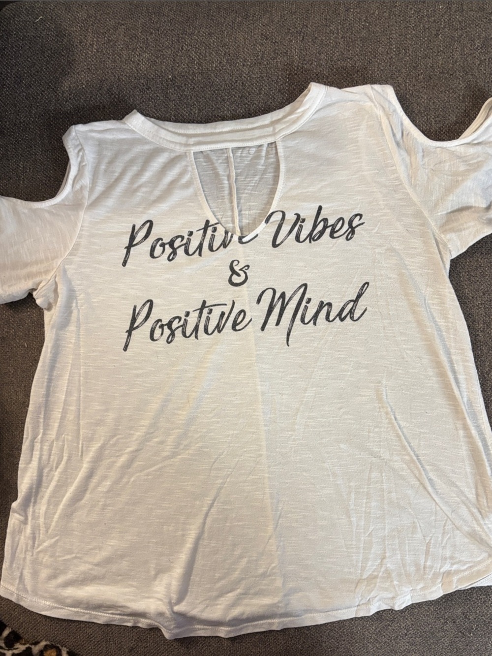 Jessica Simpson White Cold-Shoulder Tee with Black Script